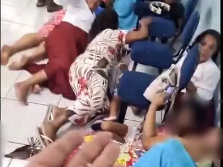 Igreja é atingida por tiros durante confronto na Praça Seca: 'Livramento'