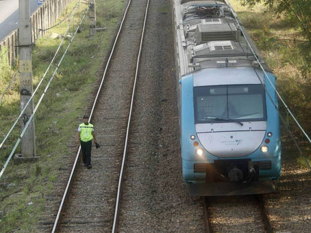 Trens da SuperVia circulam com intervalos irregulares nesta quinta-feira - SUPER TOP FM 89.3