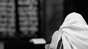 Understanding the Nazarite Vow: A Sacred Commitment in Judaism