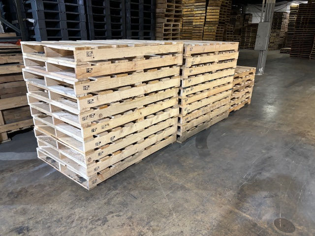 Hero-Pallets_Stewarts-Trucking-Company.jpg