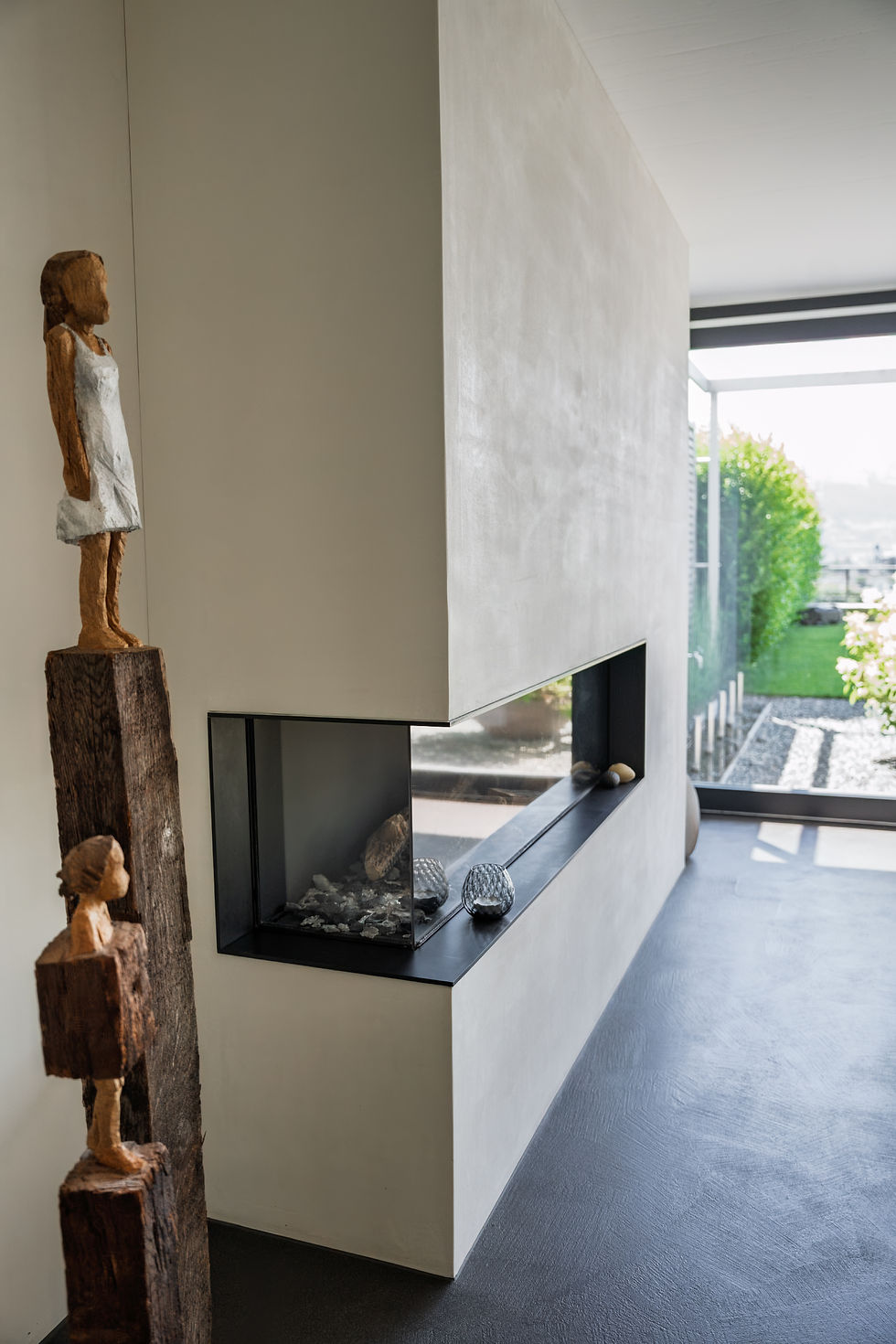 Modern eingerichteter Wohnraum
