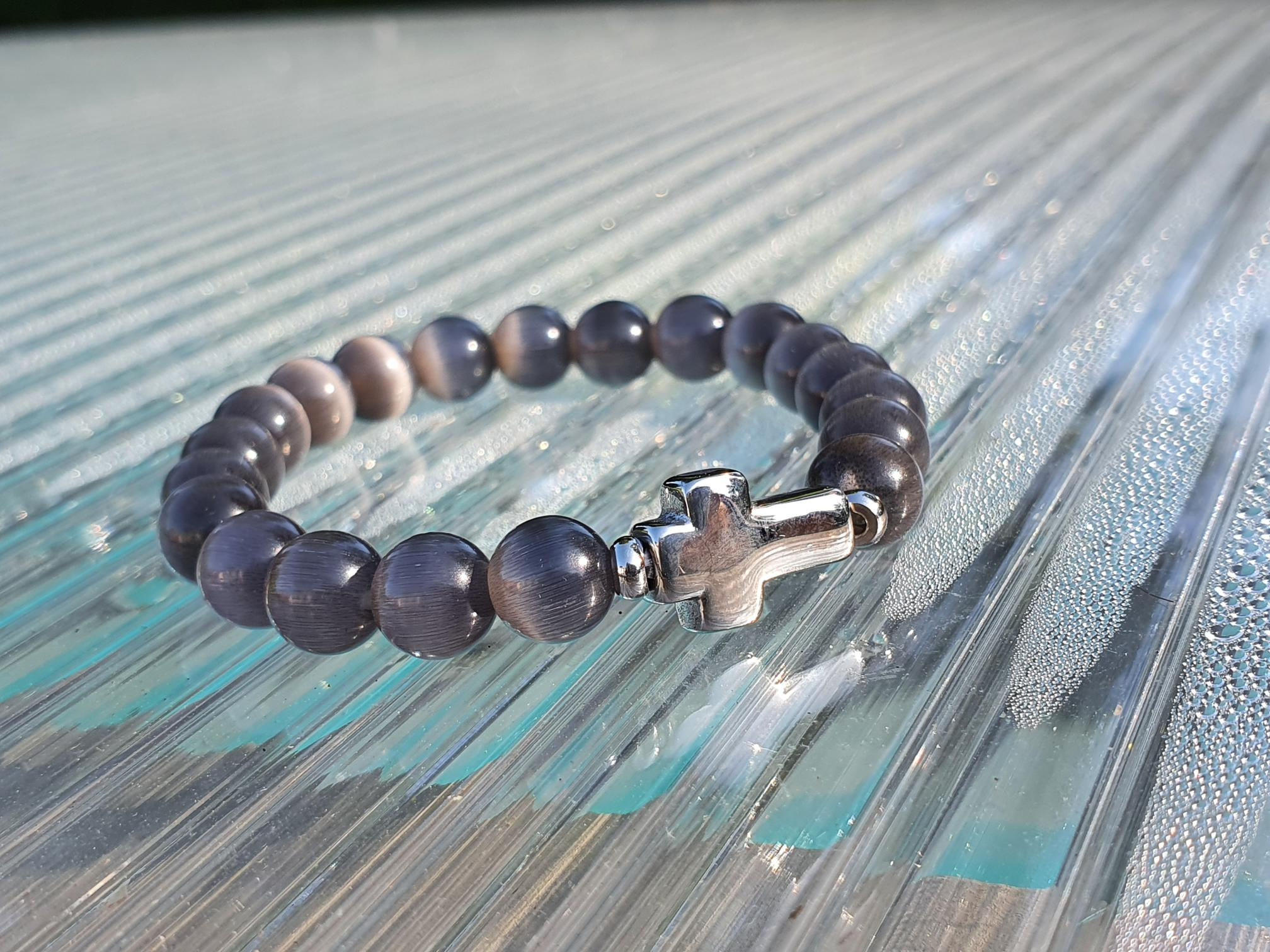 Bracelet élastique perles naturelles et croix acier inoxydable