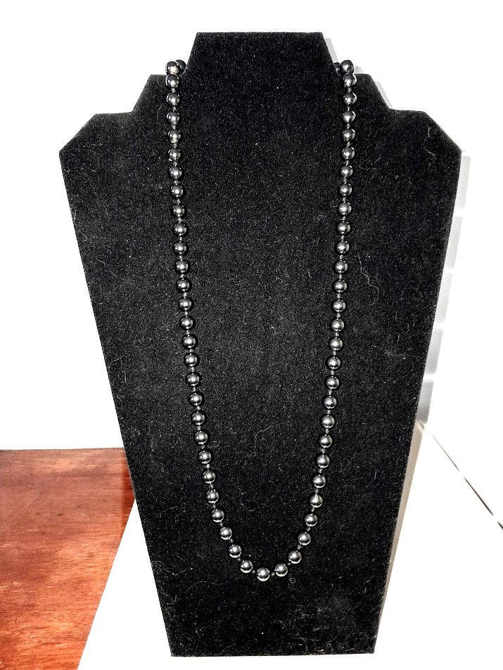 Thumbnail: Hematite Beaded Knotted Necklace with Lobster Clasp