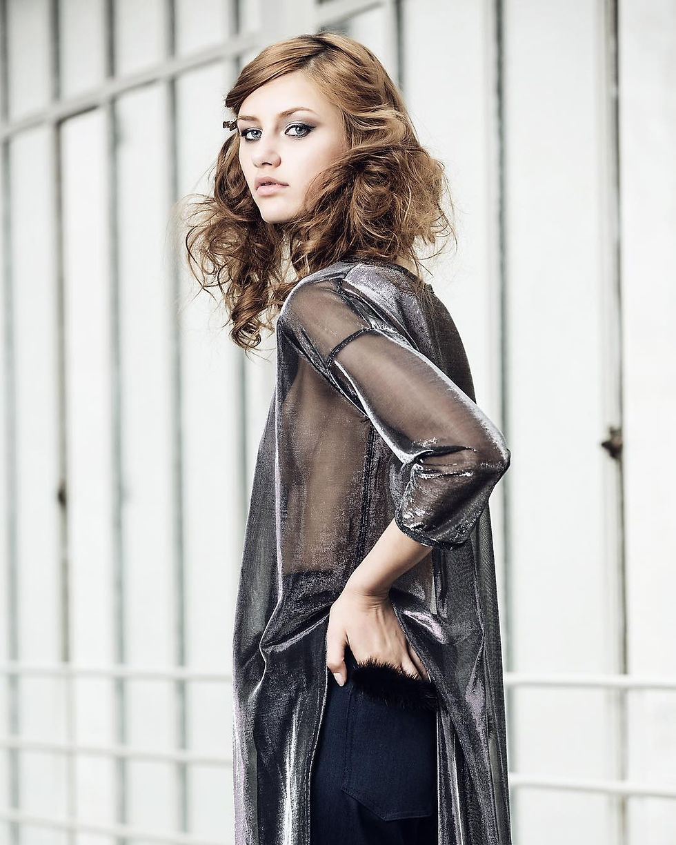 Maxim Carlyles