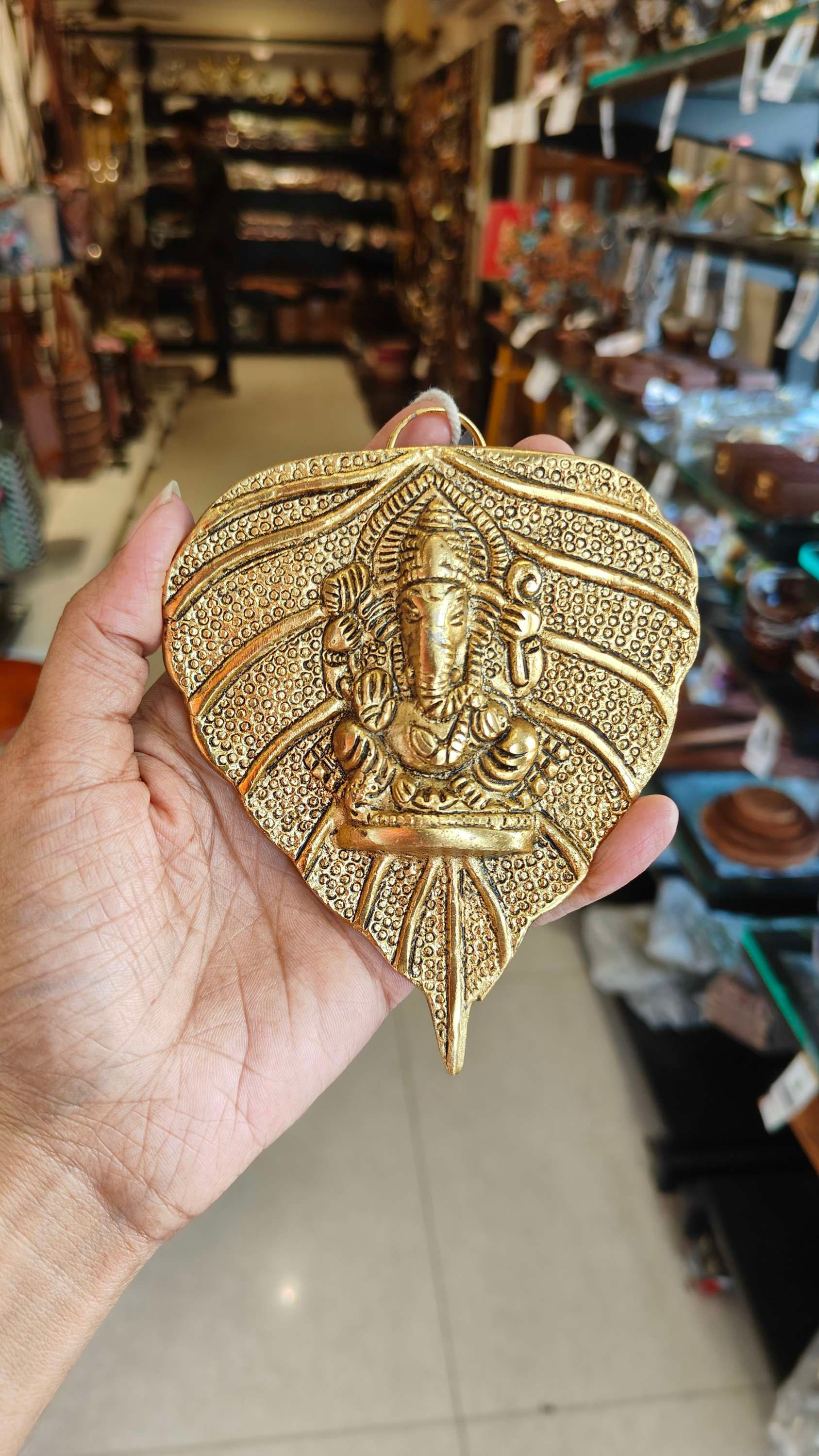  Leaf Ganesh Gold Door Decor 