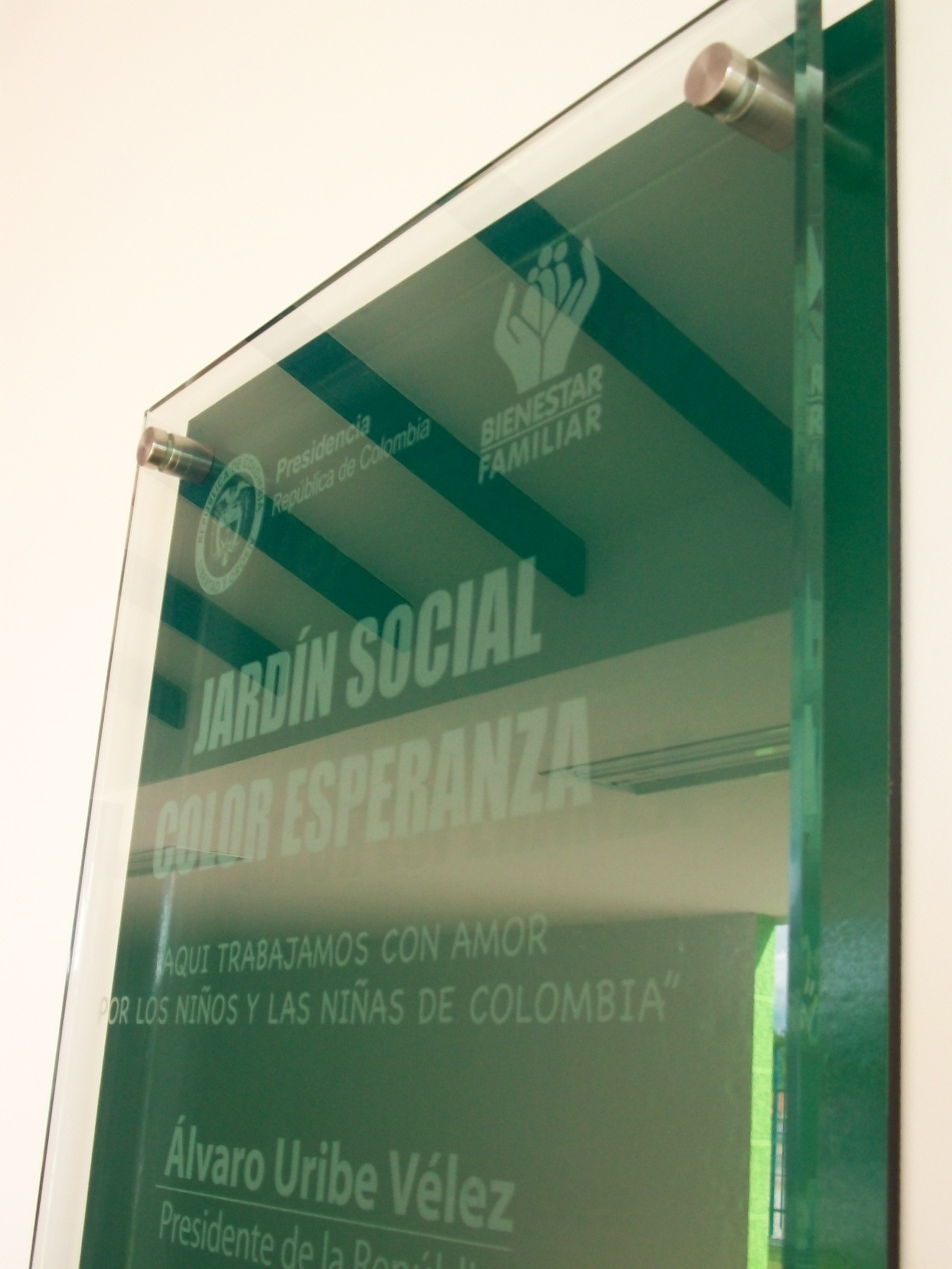 Placa de inauguración