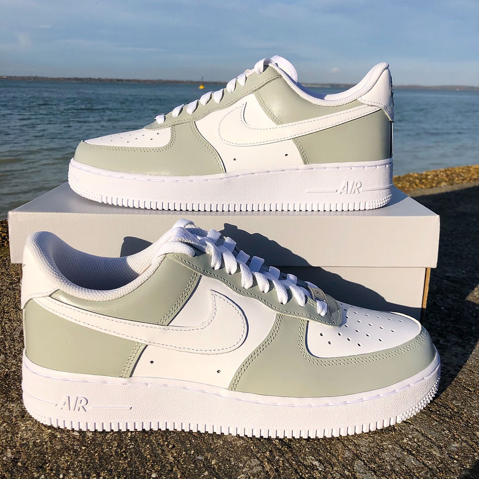 Thumbnail: Bonez - Custom Air Force 1 Junior