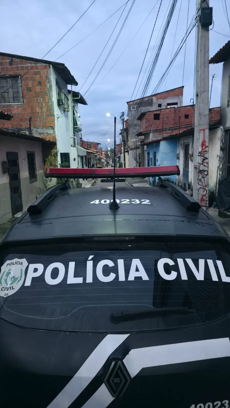 Polícia de Goiás cumpre 28 mandados e sequestra R$ 500 mil de quadrilha do golpe do “falso advogado” 