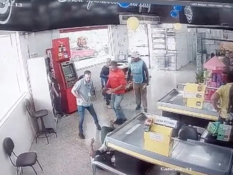 Polícia prende morador de rua suspeito de tentar esfaquear gerente de supermercado em Goiânia