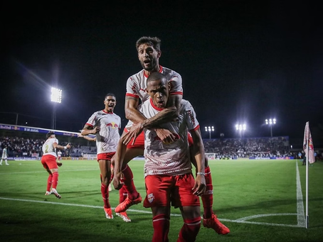 Jhon Jhon marca golaço de falta e Bragantino bate o Juventude