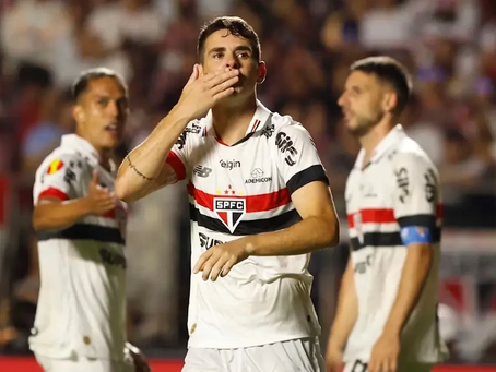 Oscar abre mão de valor milionário para rescindir contrato com o São Paulo