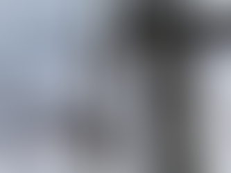 Fios soltos em postes: entenda de quem é a responsabilidade e como diferenciar fios de telefonia dos de eletricidade