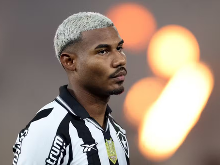 Botafogo aceita proposta do Nottingham Forest, da Inglaterra, por Cuiabano