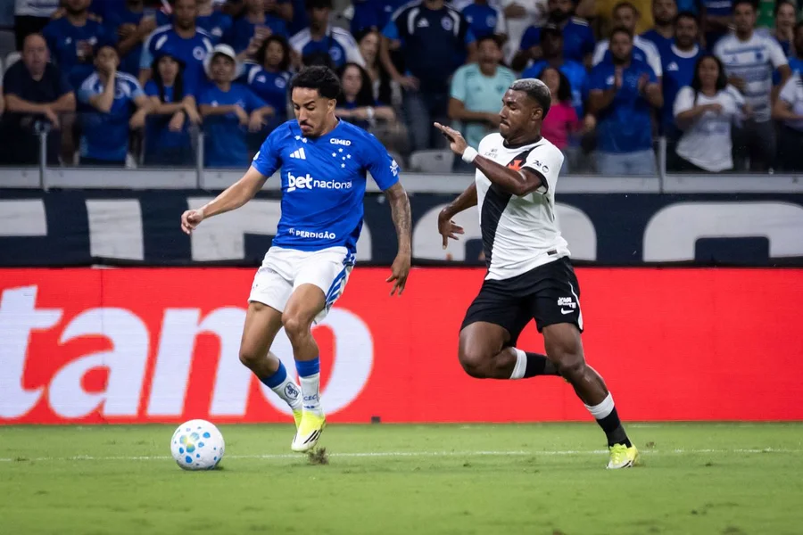 Em jogo de seis gols, Cruzeiro e Vasco empatam pelo Brasileirão