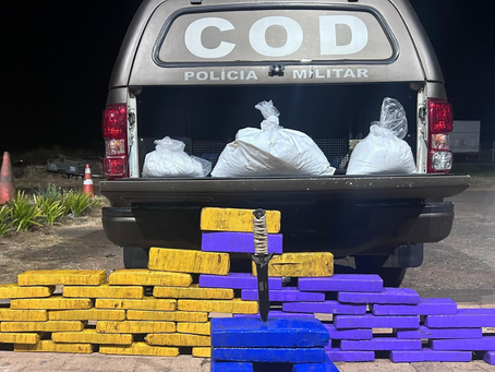 Dupla é presa com 70 kg de drogas em ônibus em Goiás