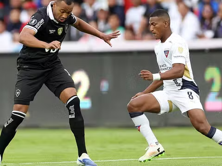 Atual campeão, Botafogo perde para a LDU e é eliminado da Libertadores