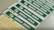Resultado da Mega-Sena: veja os números sorteados nesta terça-feira (08)