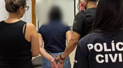 Mãe é presa suspeita de dar socos no filho por criança ter tirado foto dela dormindo