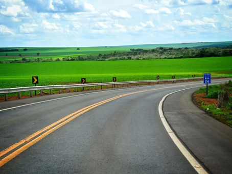 Goiás inova, destrava burocracia e acelera obras de infraestrutura