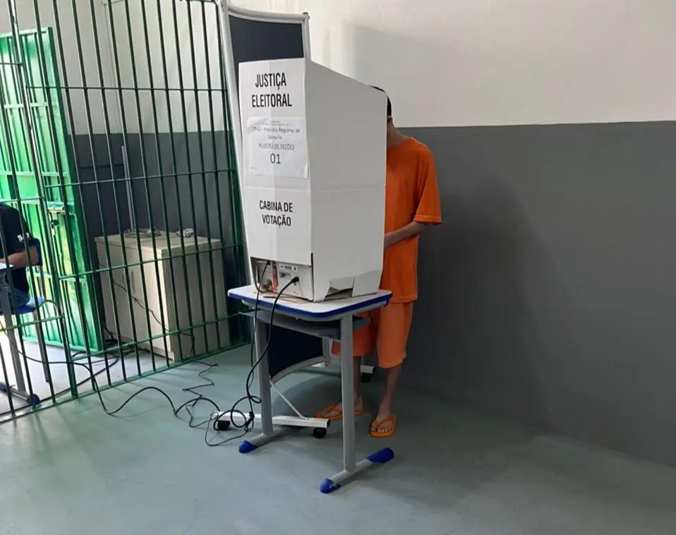 Presos provisórios poderão votar nas eleições de 2026, decide TSE