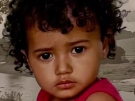 Menina foi encontrada morta a mais de 2 quilômetros da casa em que vivia em fazenda, diz polícia