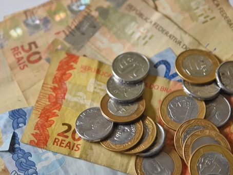 Salário mínimo com valor reajustado passa a ser pago a partir desta semana