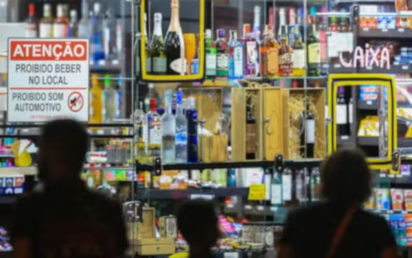 Distribuidoras de bebidas têm horário de funcionamento limitado pela prefeitura