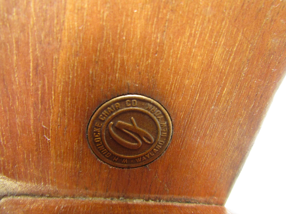 Thumbnail: Pair of Mid-Century Modern Lounge Chairs by Gunlocke Chair Co.