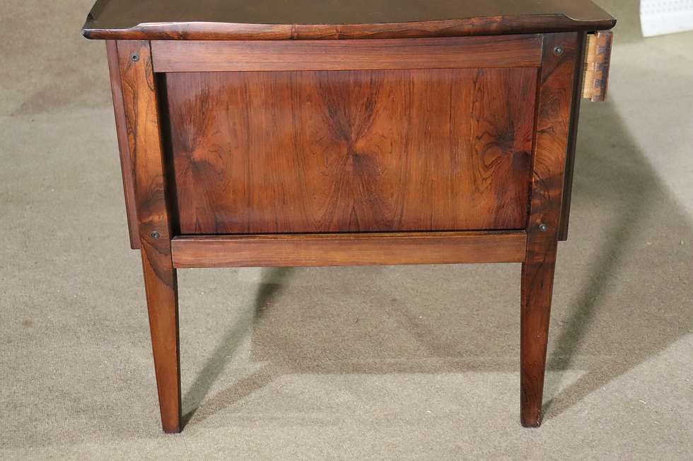 Thumbnail: Dyrlund Smith Executive Desk