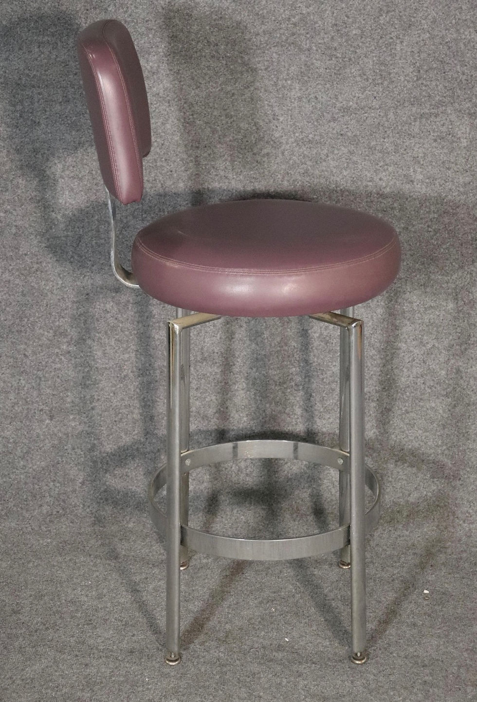 Thumbnail: Set of Tubular Chrome Stools