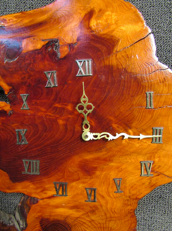 Thumbnail: Live Edge Slab Roman Numeral Clock
