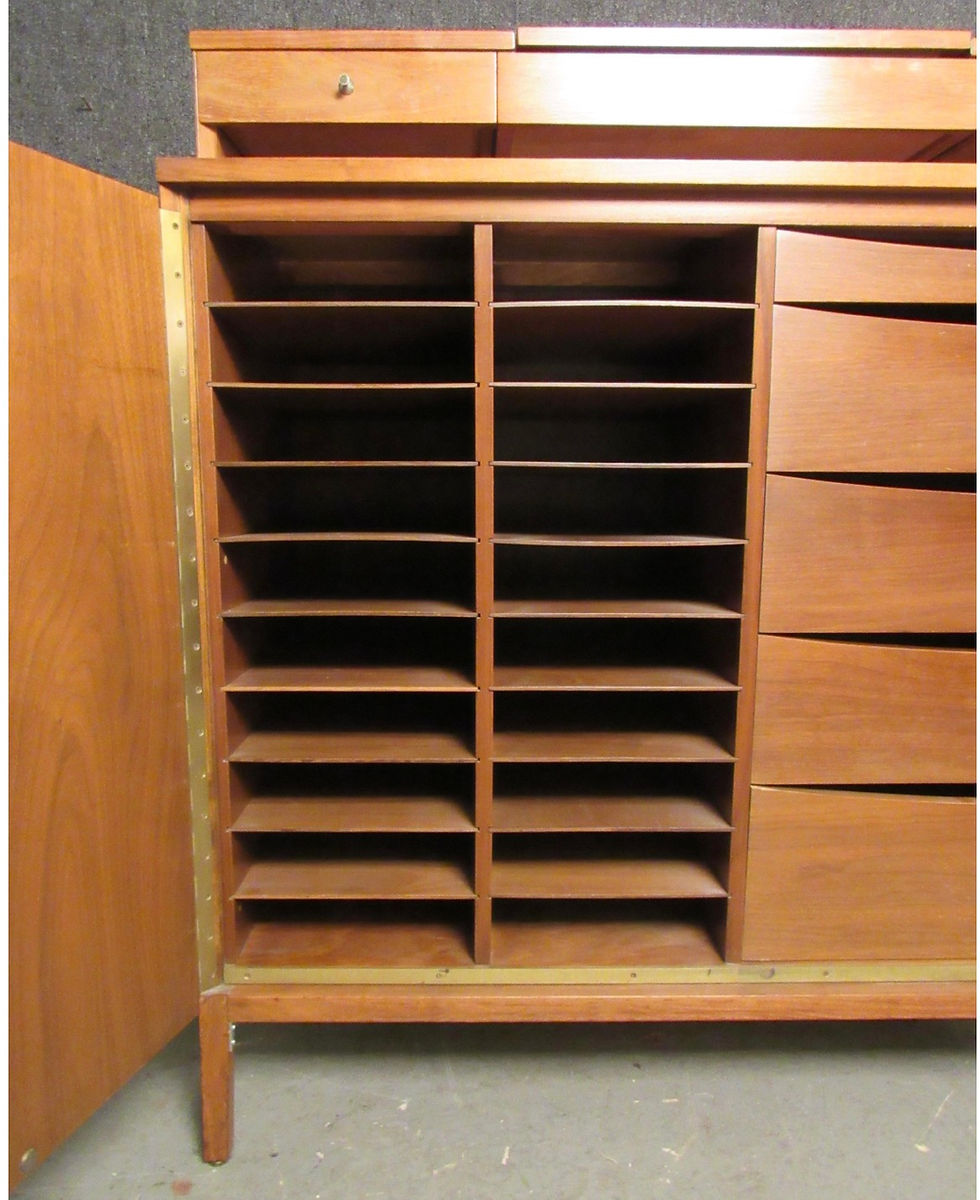 Thumbnail: Paul McCobb for Calvin Furniture Gentleman's Chest
