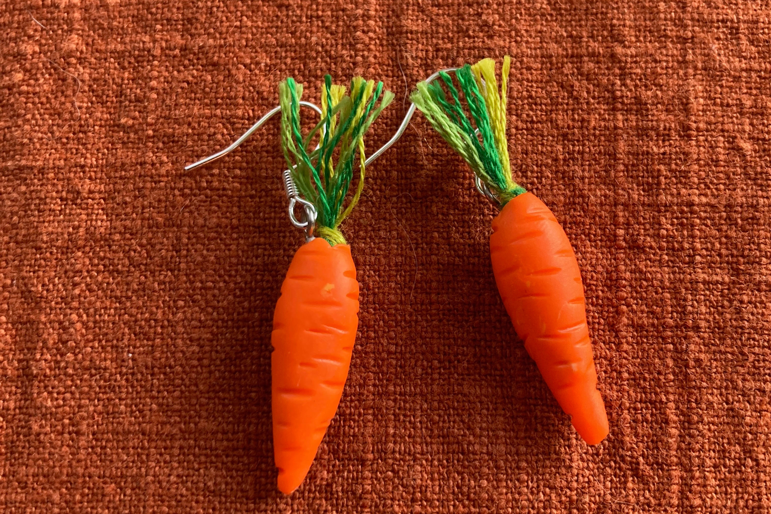 Carrot earrings