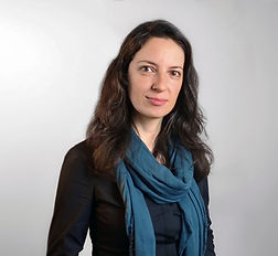 Eva Mylona Pschotherapist headshot