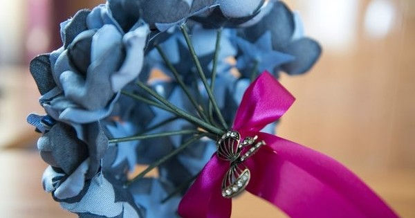 букет невесты цветы искусственные из джинсовой ткани