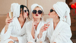 Где устроить девичник накануне свадьбы? Идеи для необычной вечеринки