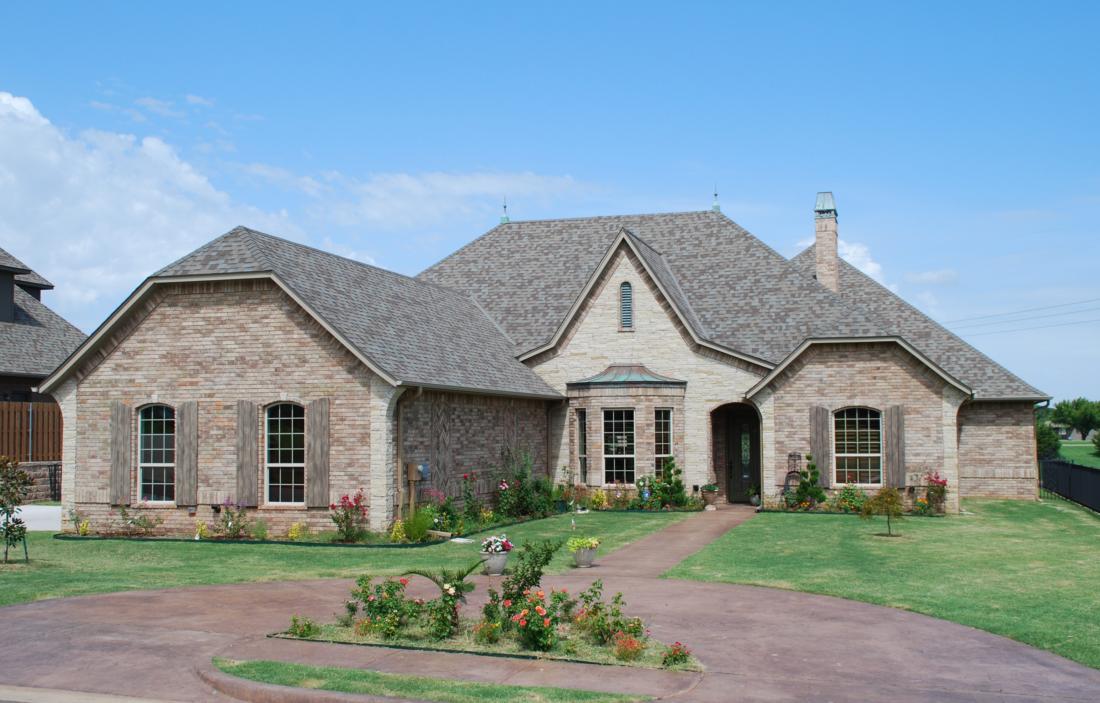 3225 YORK DR.