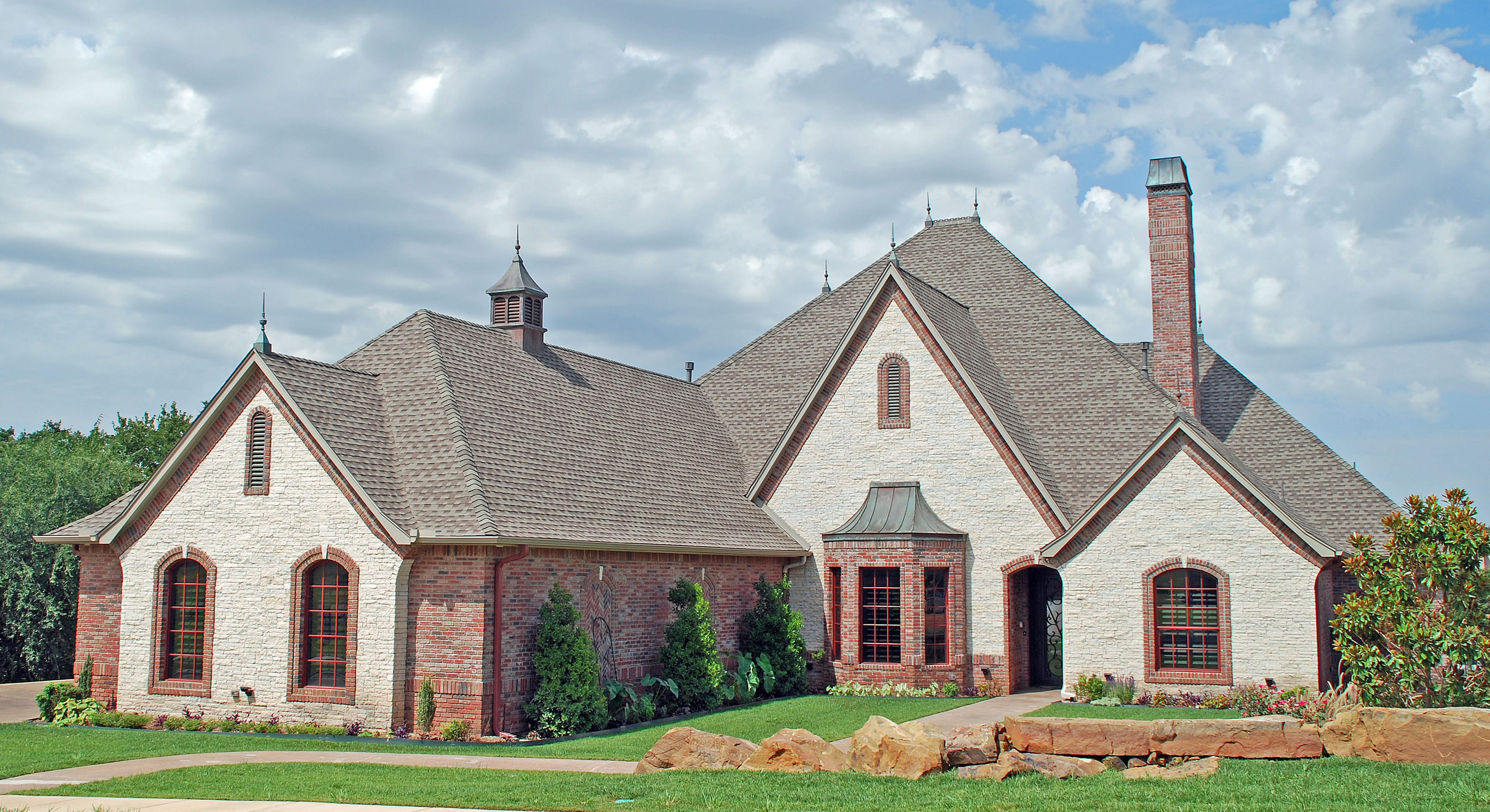 3017 LAKESHIRE RIDGE WAY