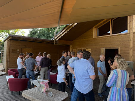 Ein Sommerabend voller Genuss: Grillplausch auf dem Eichberg