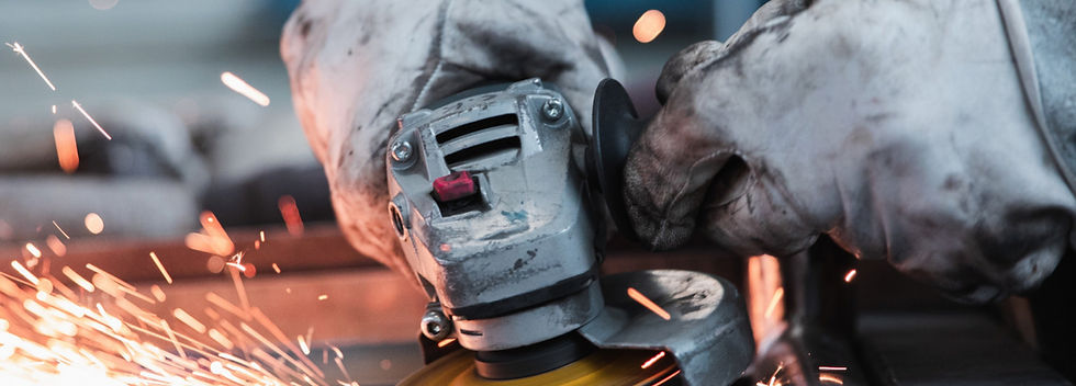 Português (Portugal, Brasil) (12)_edited.jpg