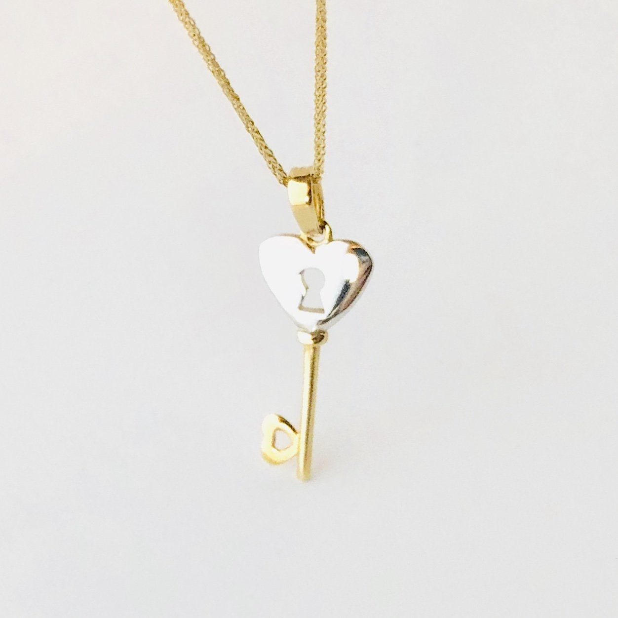 Key Lock Necklace in 14k Yellow Gold