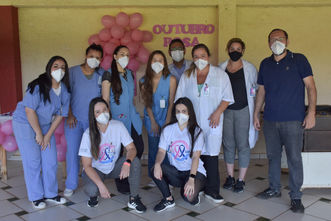 Alas femininas do Hospital Mahatma Gandhi em evento do Outubro Rosa