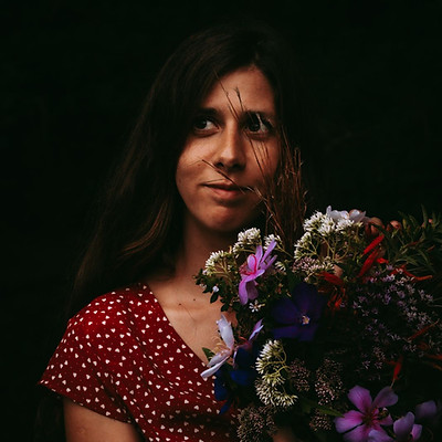 RETRATO MANUELLA KARMANN.jpg