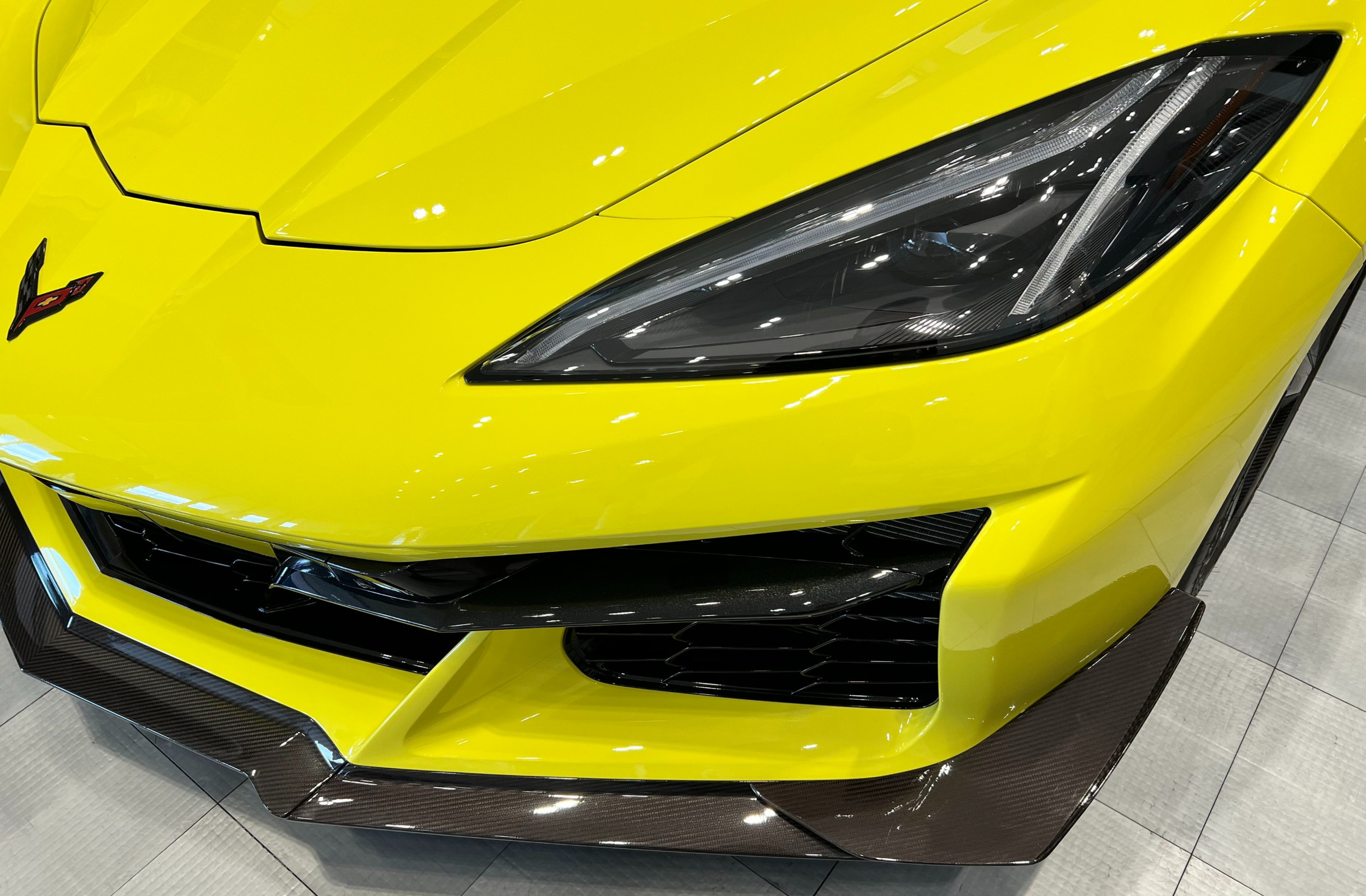 Carbon Fiber Z07 Style Front Splitter & Canard – For 2023-2025 Corvette C8 Z06 E-Ray
