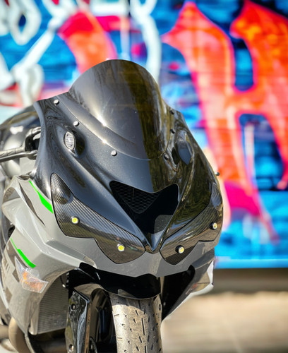 クロム AGM ZX14R Carbon Fiber Headlight Deletes | AG Motorsports