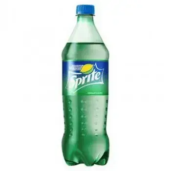 Бутылка Sprite с яркой зеленой этикеткой, на которой изображены логотип и пузырьки.