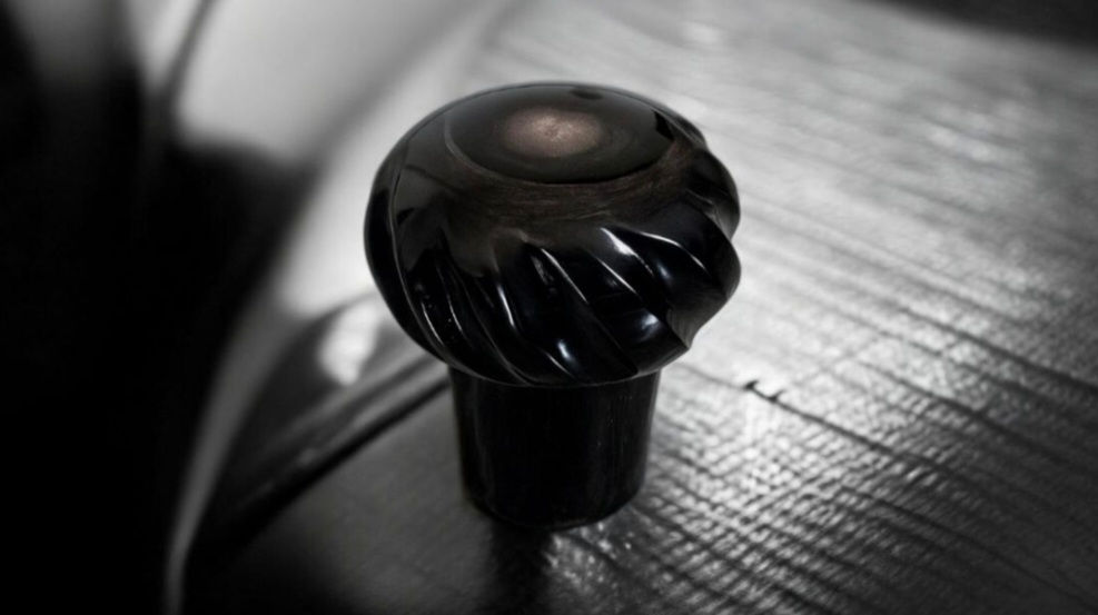 Pommeau en corne 100 % naturelle pour véhicules d’avant-guerre