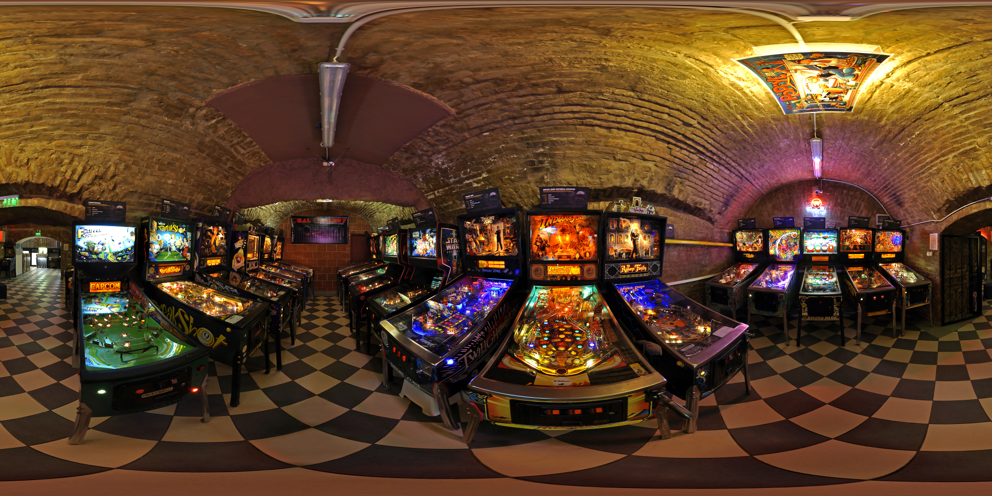 Un musée du flipper à Budapest ! Vues de Budapest Hongrie