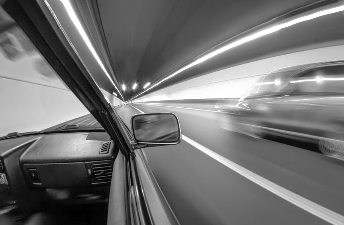 voiture noir et blanc.png