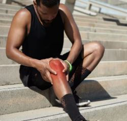 Fisioterapia para o cuidado no tratamento de complicações em lesões de menisco.